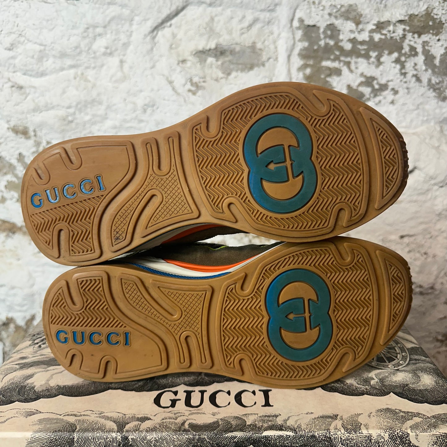 Gucci Ultrapace Brown Snakeskin Sz 8.5