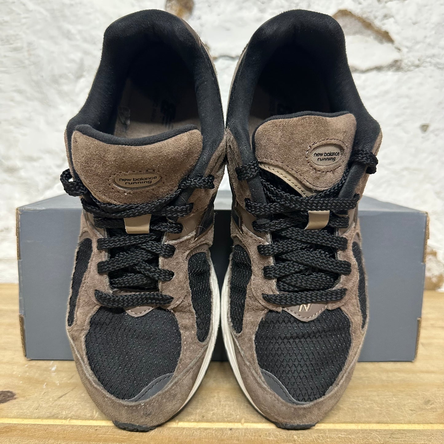 New Balance 2002R Mushroom Sz 7.5