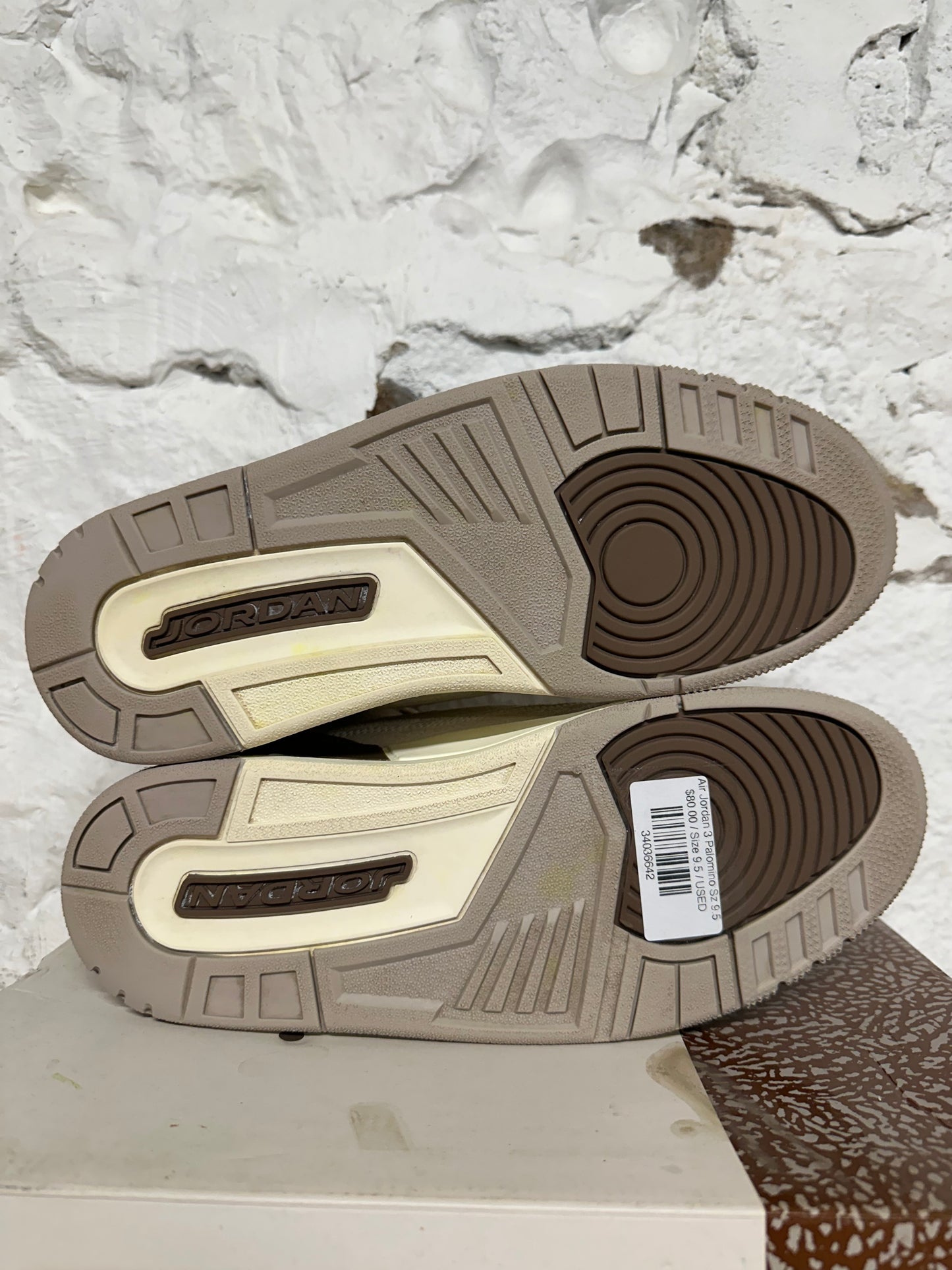 Air Jordan 3 Palomino Sz 9.5