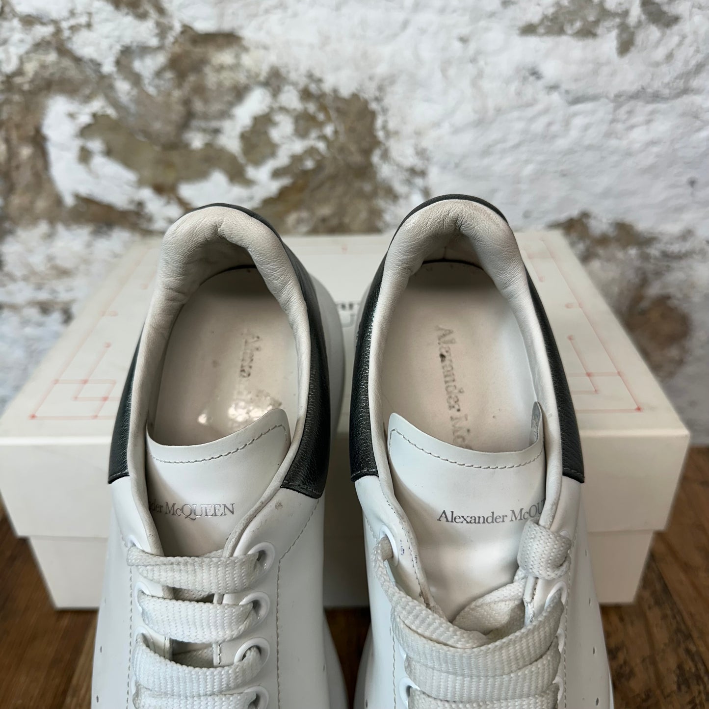 Alexander Mcqueen Silver Tab White Sneaker Sz 6.5 (39)