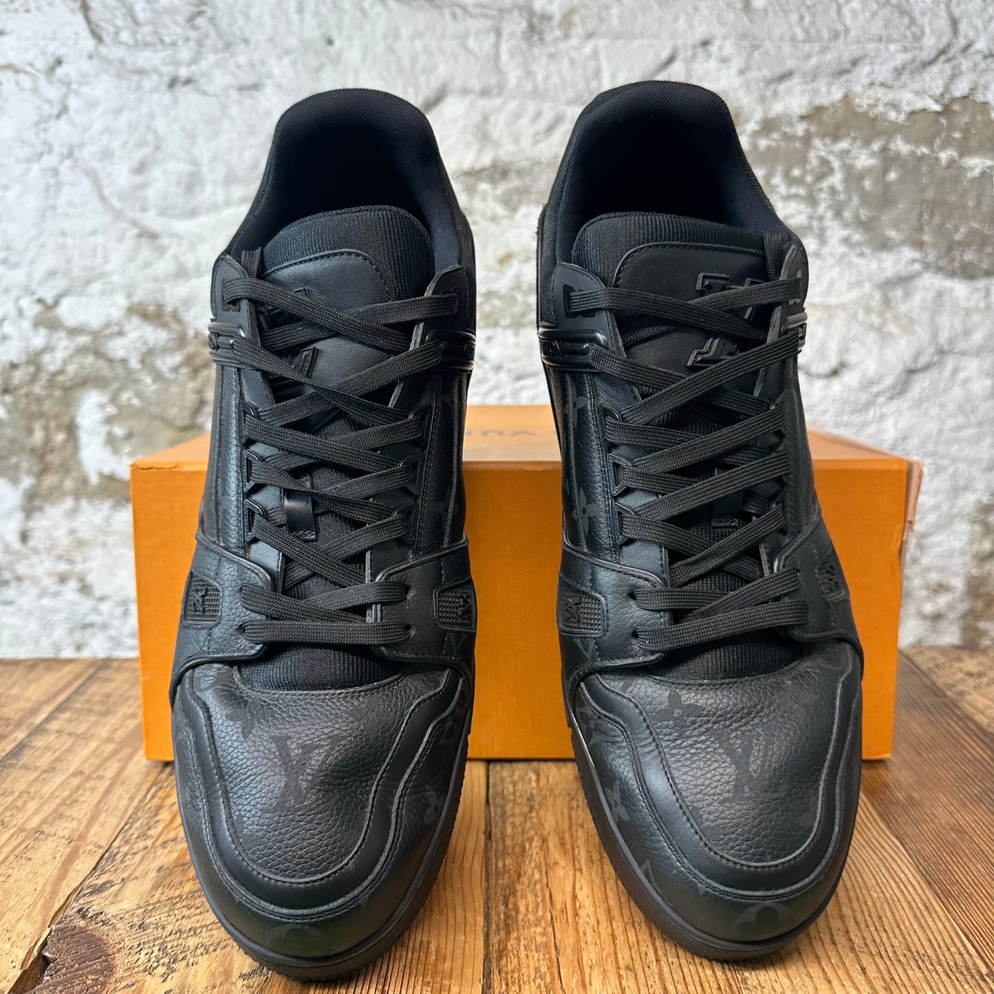 Louis Vuitton Black Monogram Trainer Sneaker Sz 13.5 (12LV)
