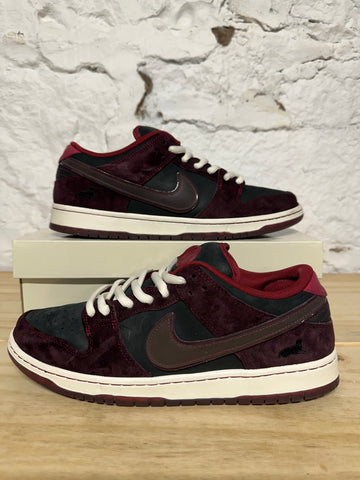 Nike SB Dunk Low Riot Skateshop Sz 12