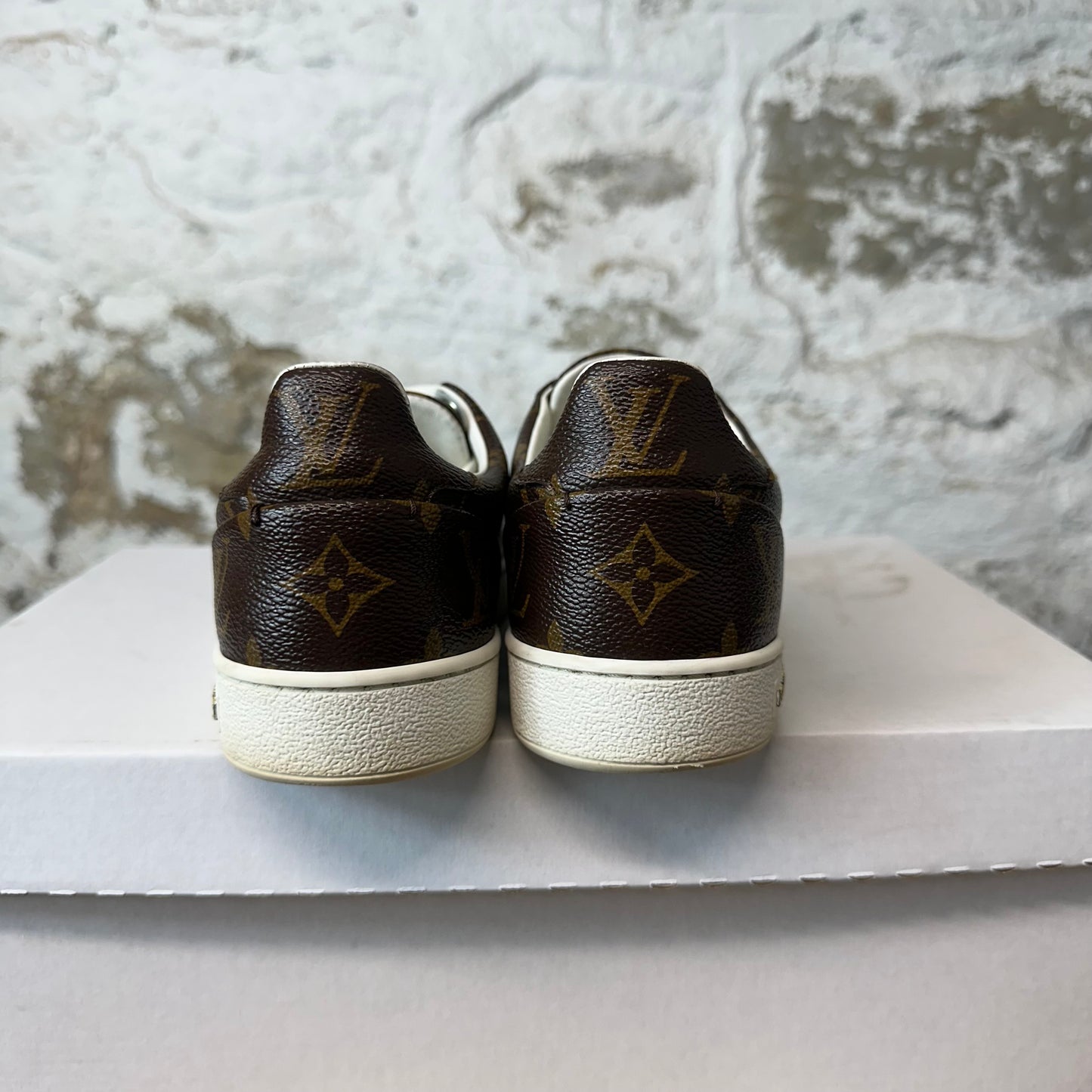 Louis Vuitton Patches Brown Monogram Front Row Sneaker Sz 4.5 (36)