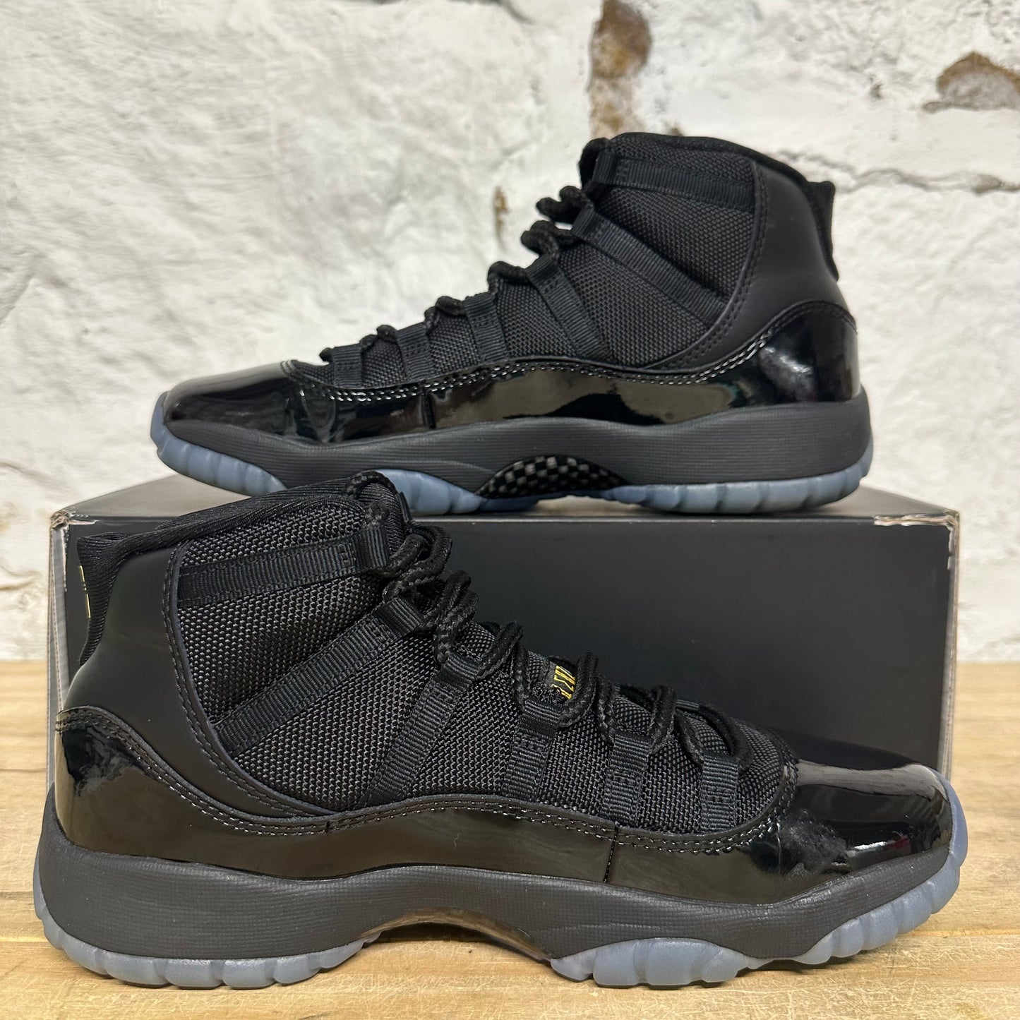 Air Jordan 11 High Gamma Blue Sz 7Y