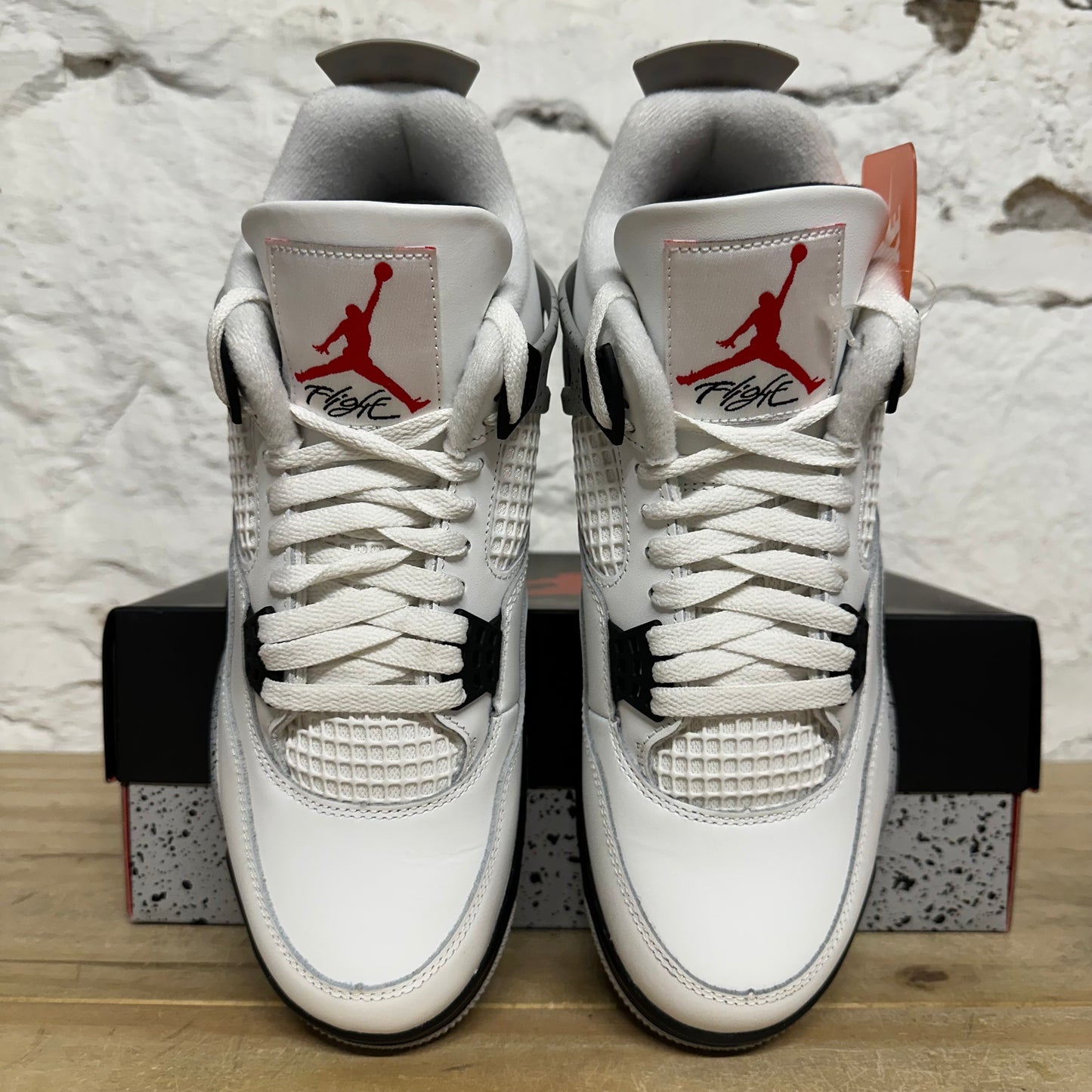 Air Jordan 4 White Cement Sz 9