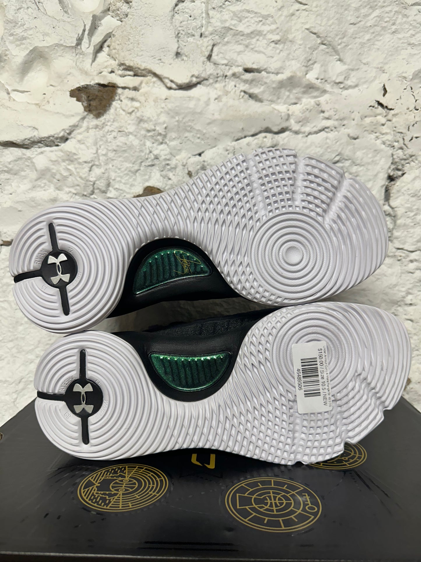 Under Armour Curry 4 More Range Sz 10.5 DS