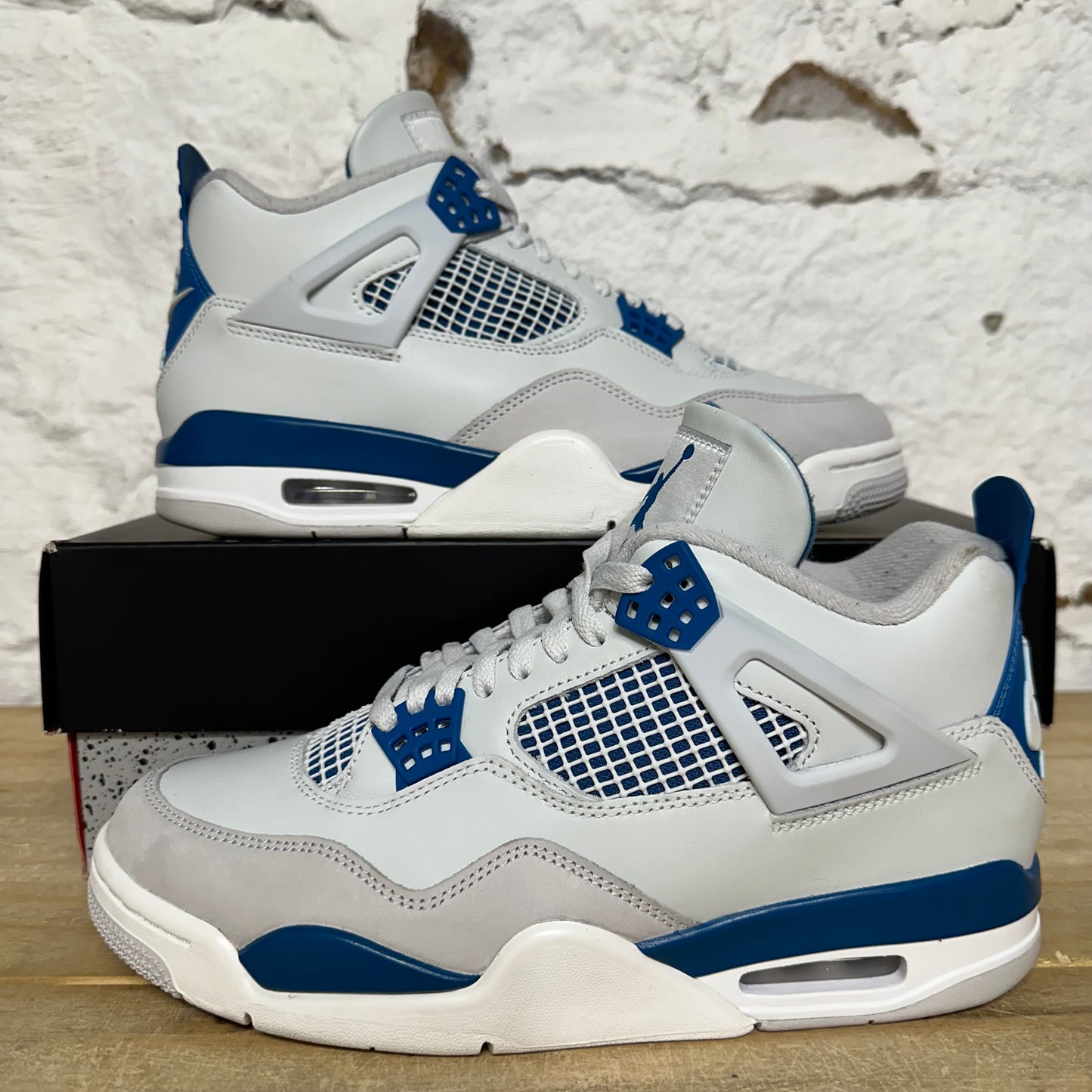 Air Jordan 4 Military Blue (2024) Sz 9