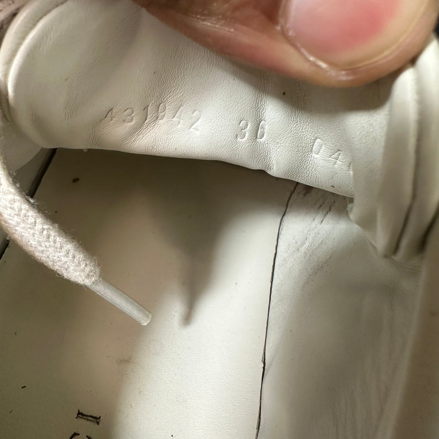 Gucci Bee White Ace Sneaker Sz 4.5 (36)