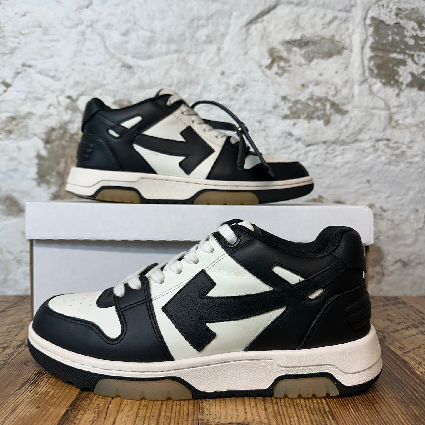 Off-White Out Of Office Black White Sneaker Sz 6.5 (39)