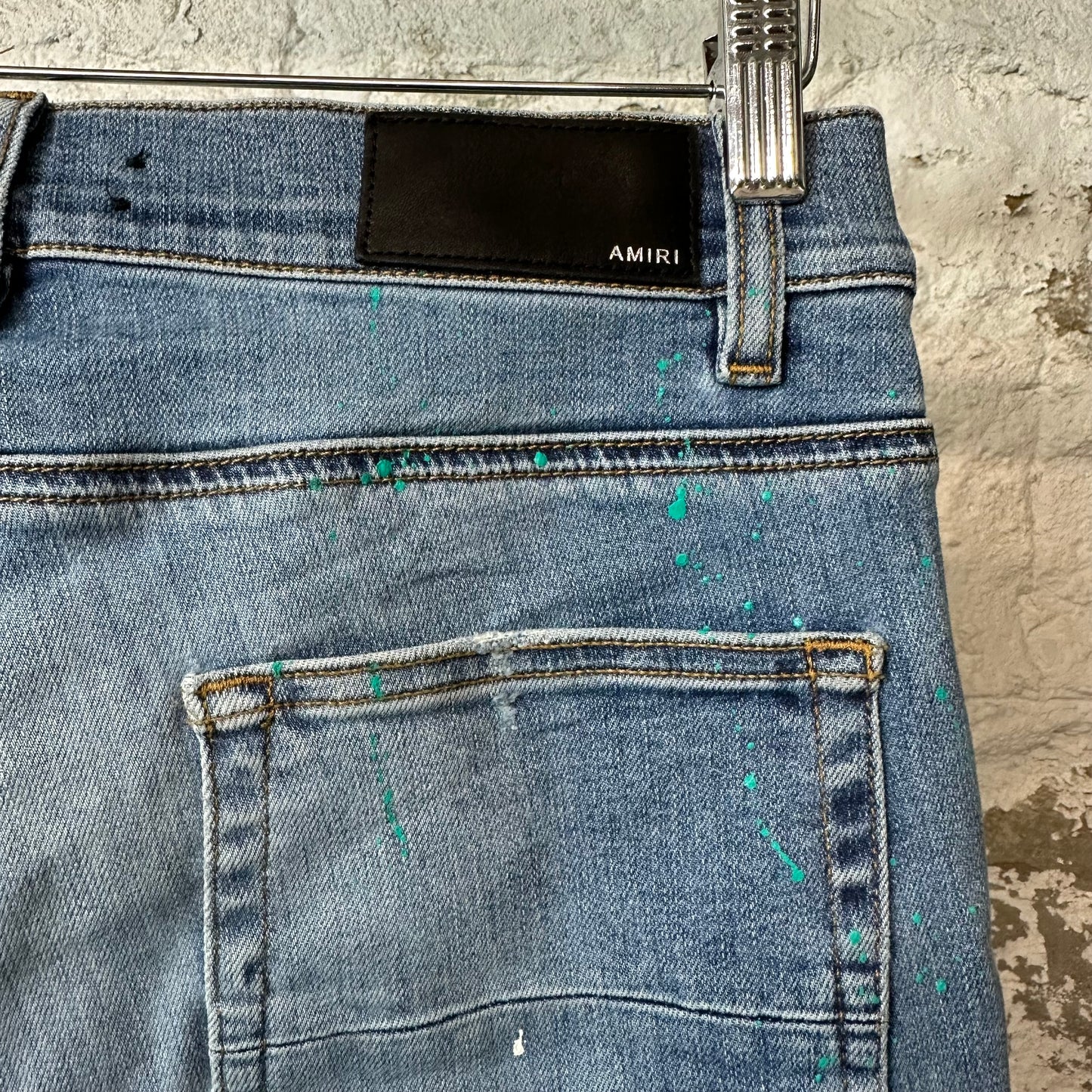 Amiri Knee Hole Paint Splatter Blue Denim Jeans Sz 32