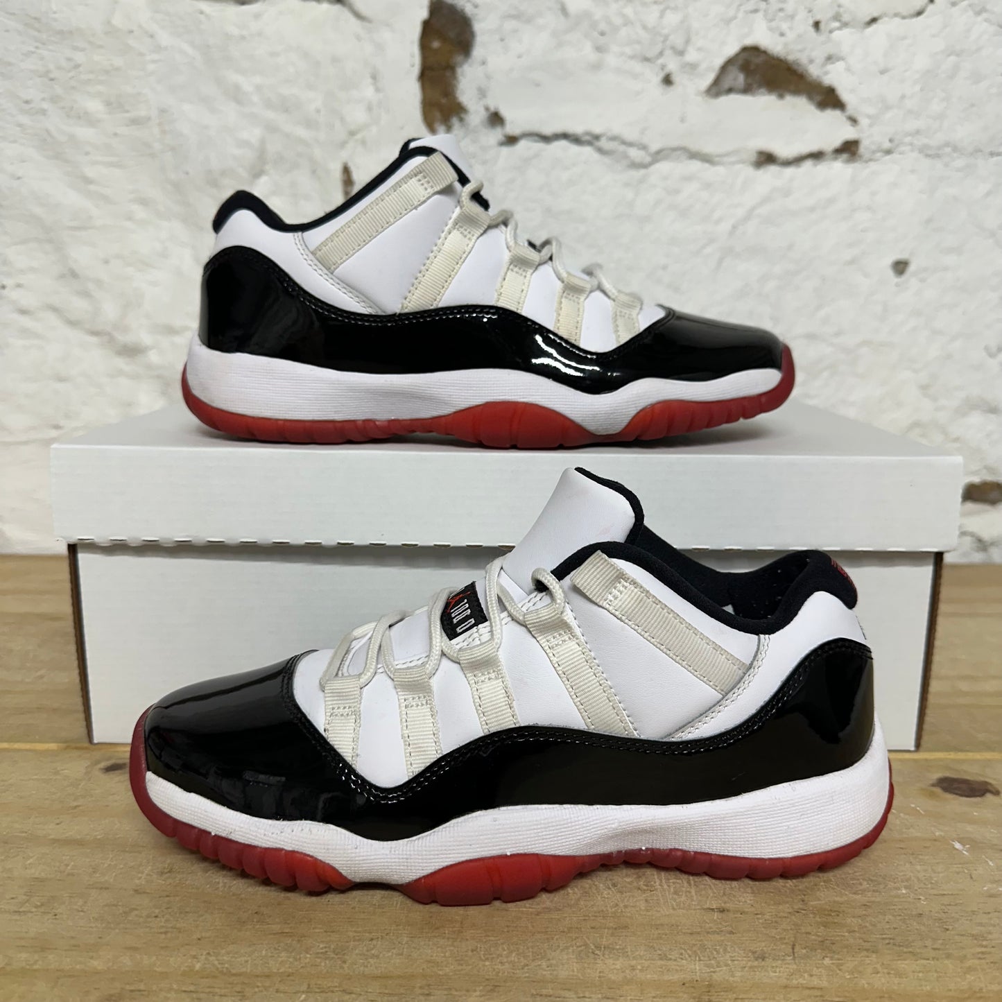 Air Jordan 11 Low Concord Bred Sz 5.5Y