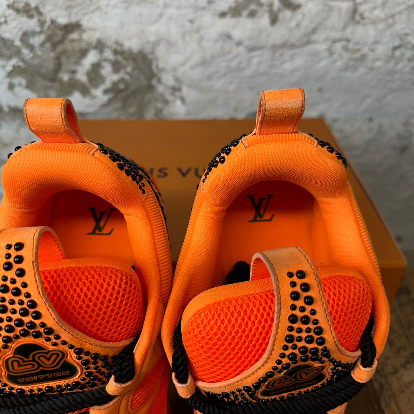 Louis Vuitton Skate Orange Black Sz 10.5 (9LV)