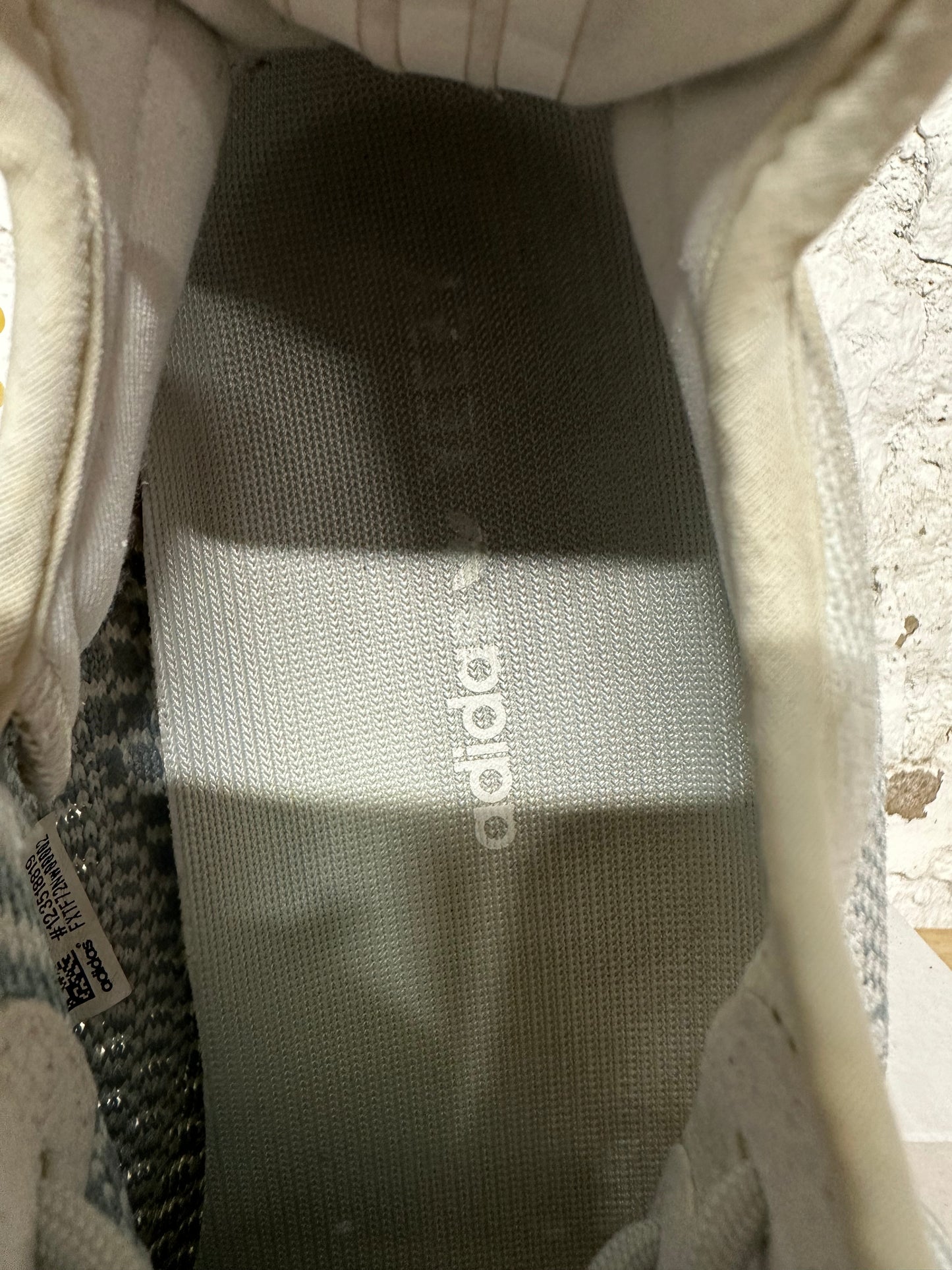 Yeezy 350 V2 Cloud White Sz 11.5