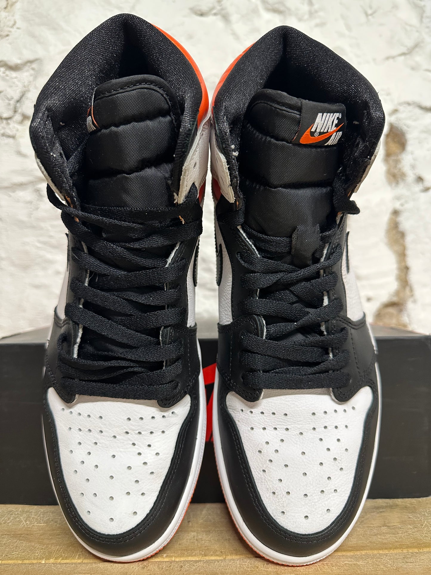 Air Jordan 1 High Electro Orange Sz 10
