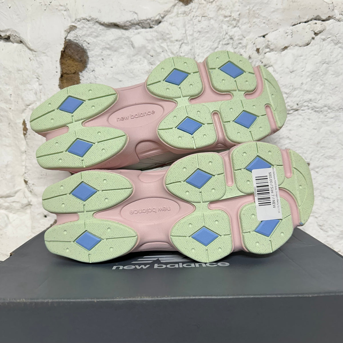 New Balance 9060 Grey Dragon Berry Sz 7 DS