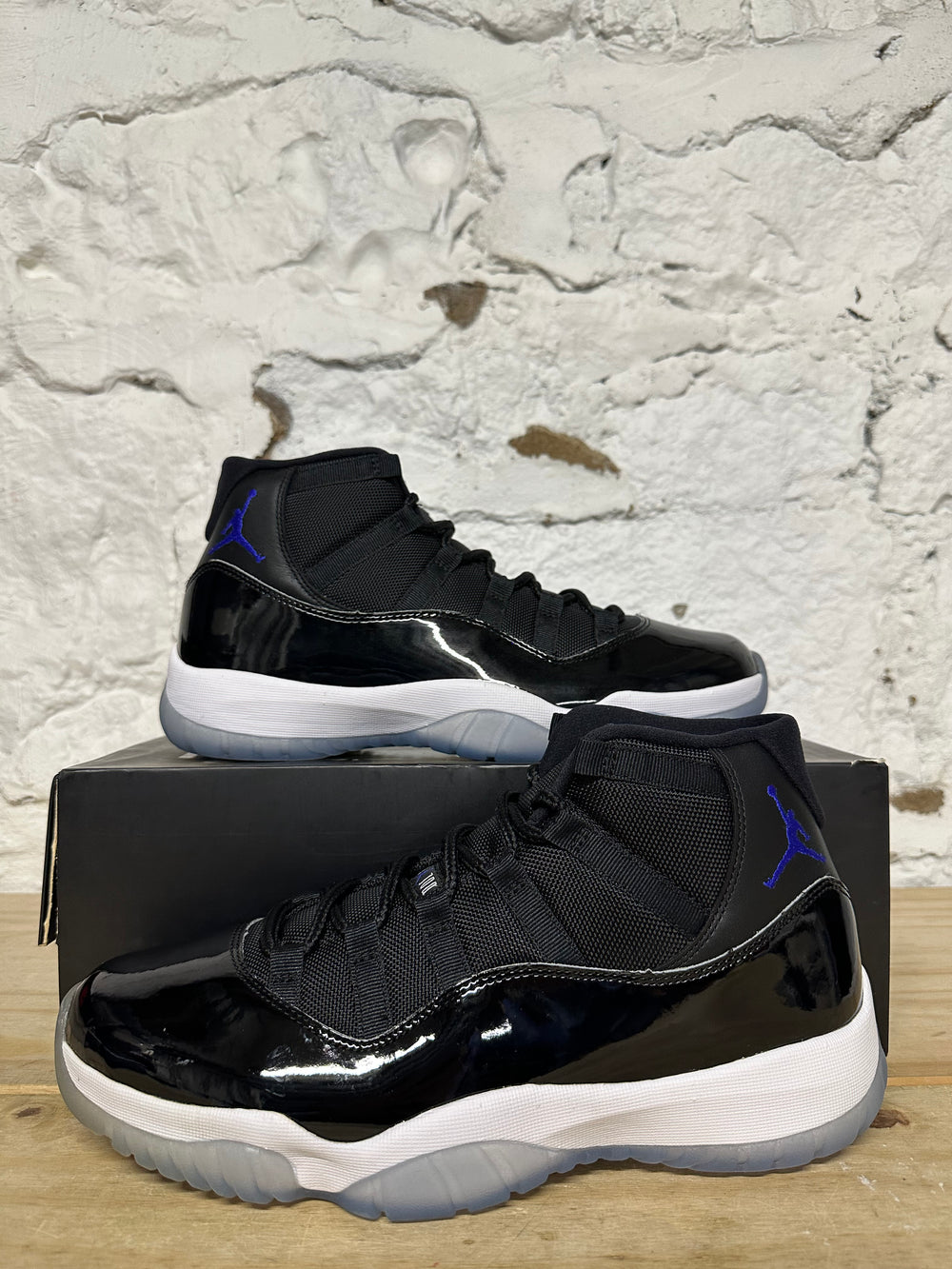 Air Jordan 11 Space Jam Sz 11.5 DS