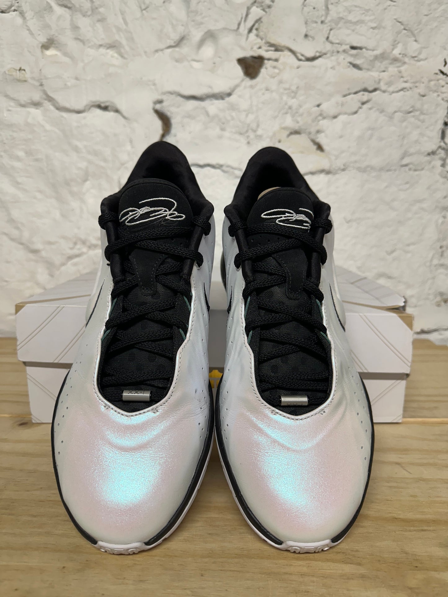Nike Lebron 21 Conchiolin Sz 11.5