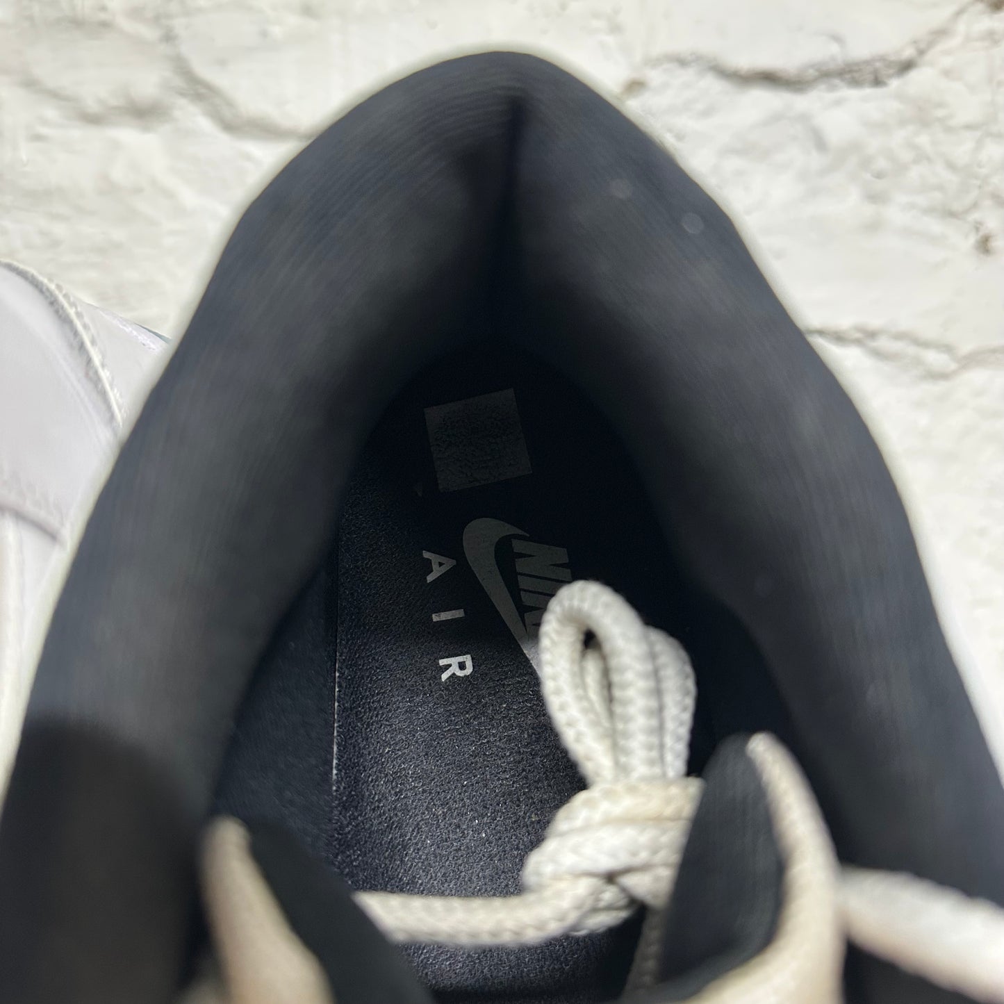Air Jordan 11 High Legend Blue Sz 9.5