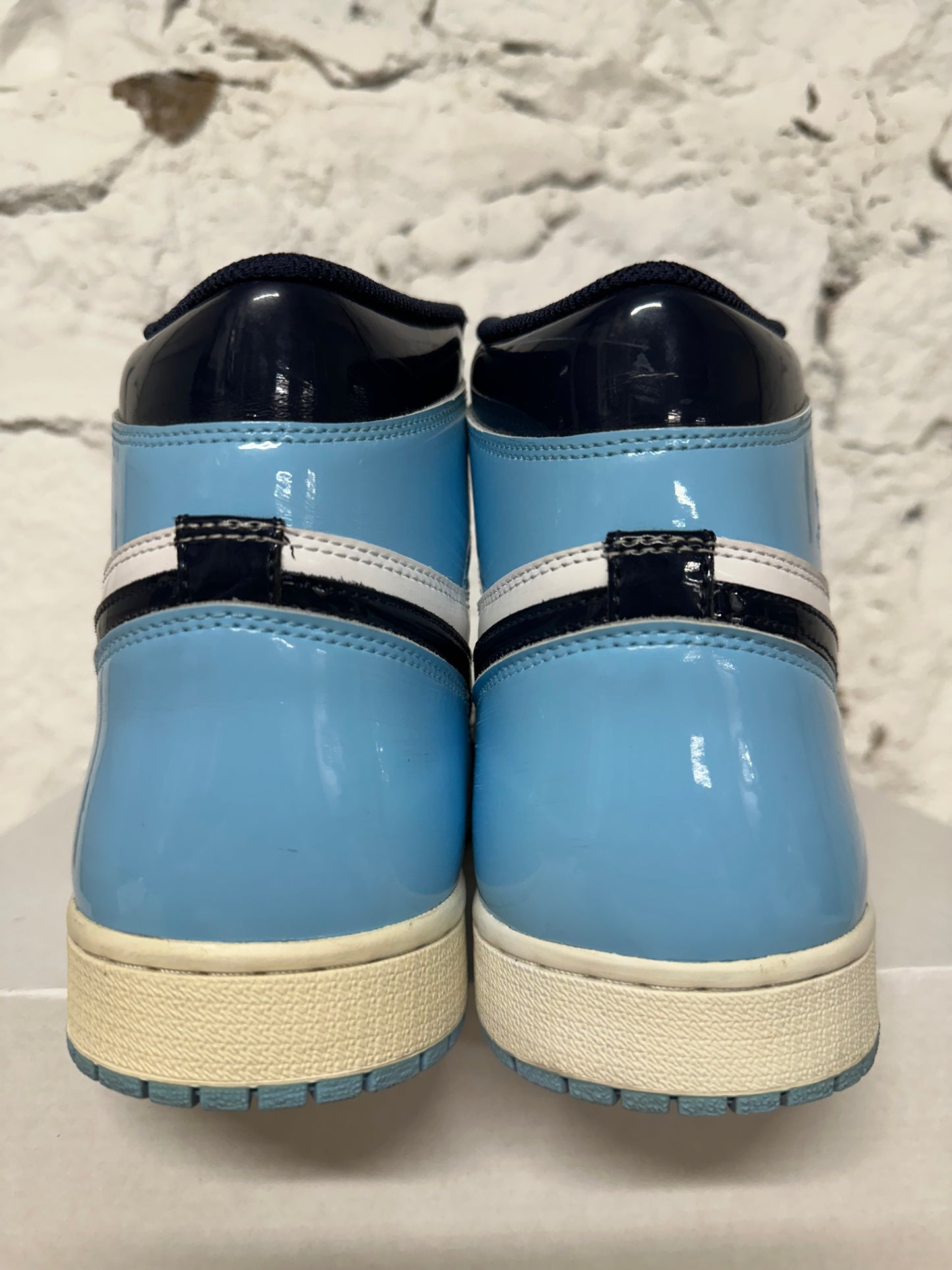 Air Jordan 1 High Blue Chill Sz 10.5 (12W)