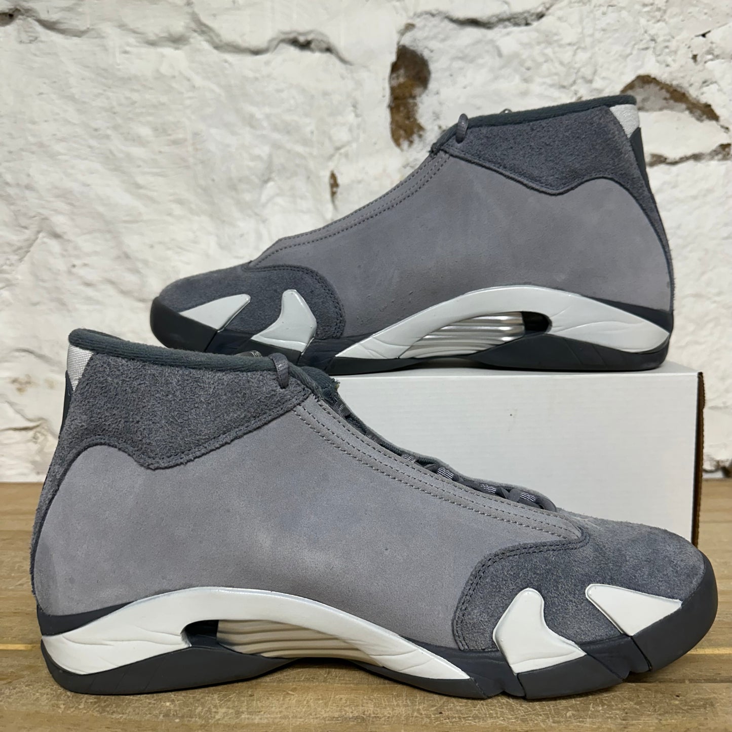 Air Jordan 14 Flint Grey Sz 13