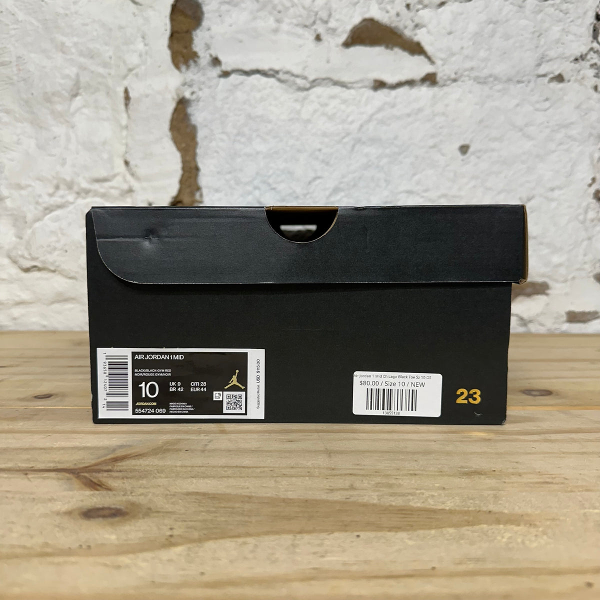 Air Jordan 1 Mid Chicago Black Toe Sz 10 DS