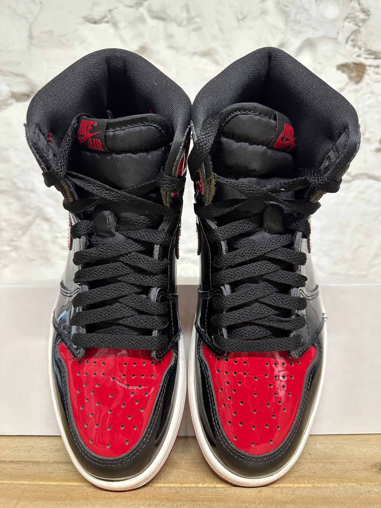 Air Jordan 1 High Patent Bred Sz 7.5