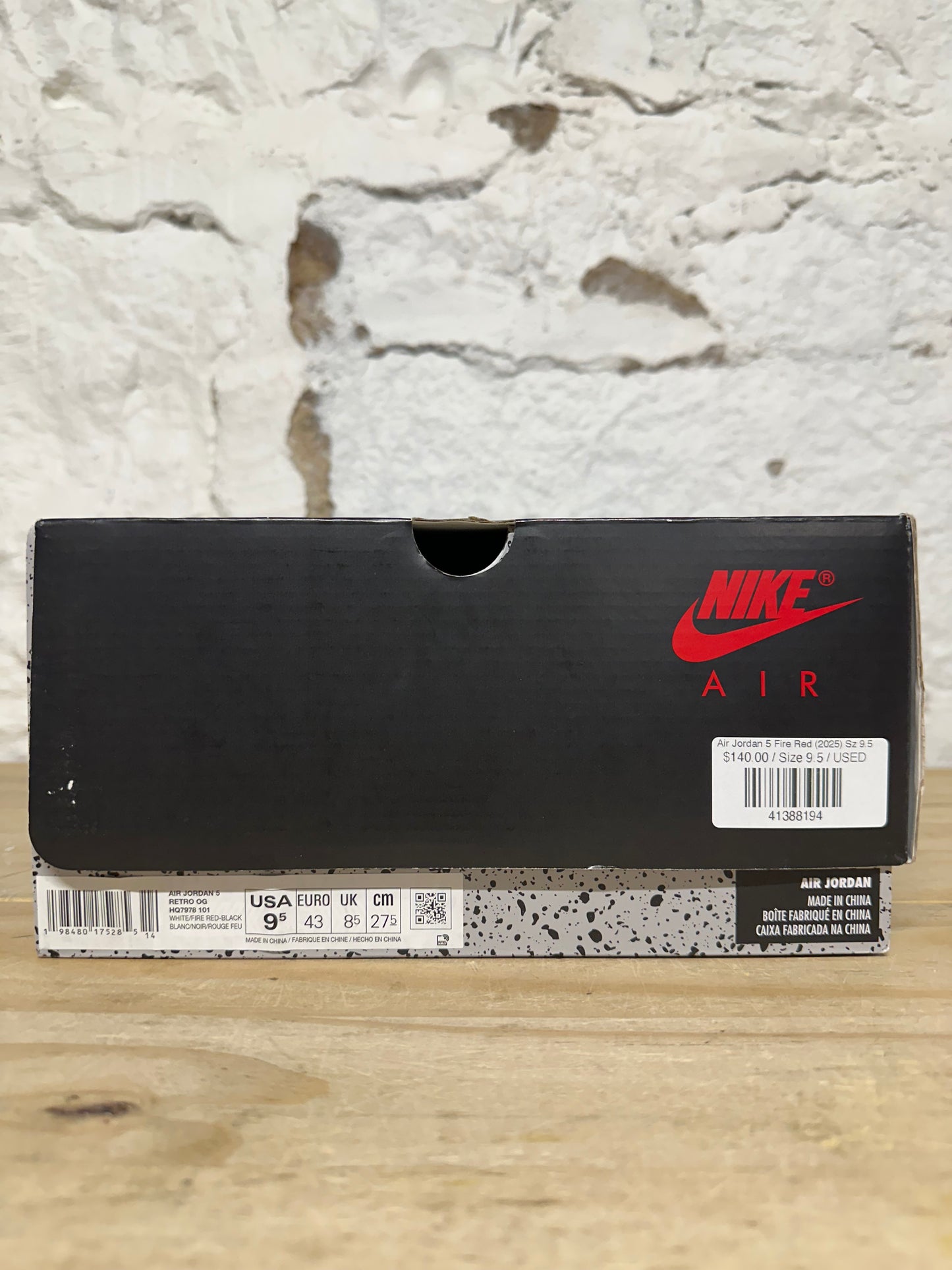Air Jordan 5 Fire Red Black Tongue (2025) Sz 9.5