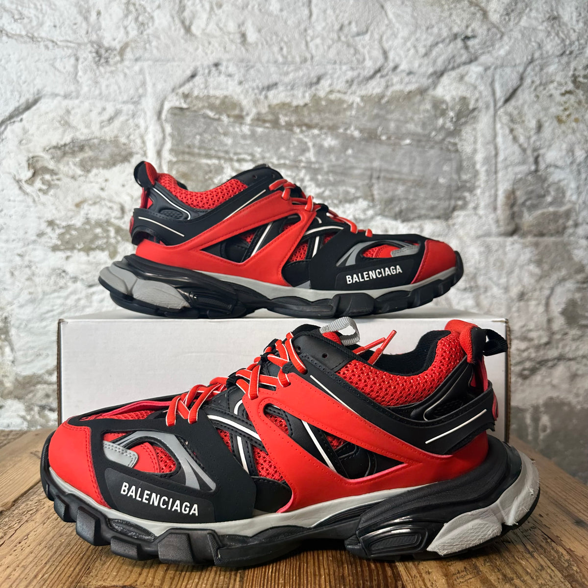 Balenciaga Track Runner Black Red Grey Sneaker Sz 9 (42)