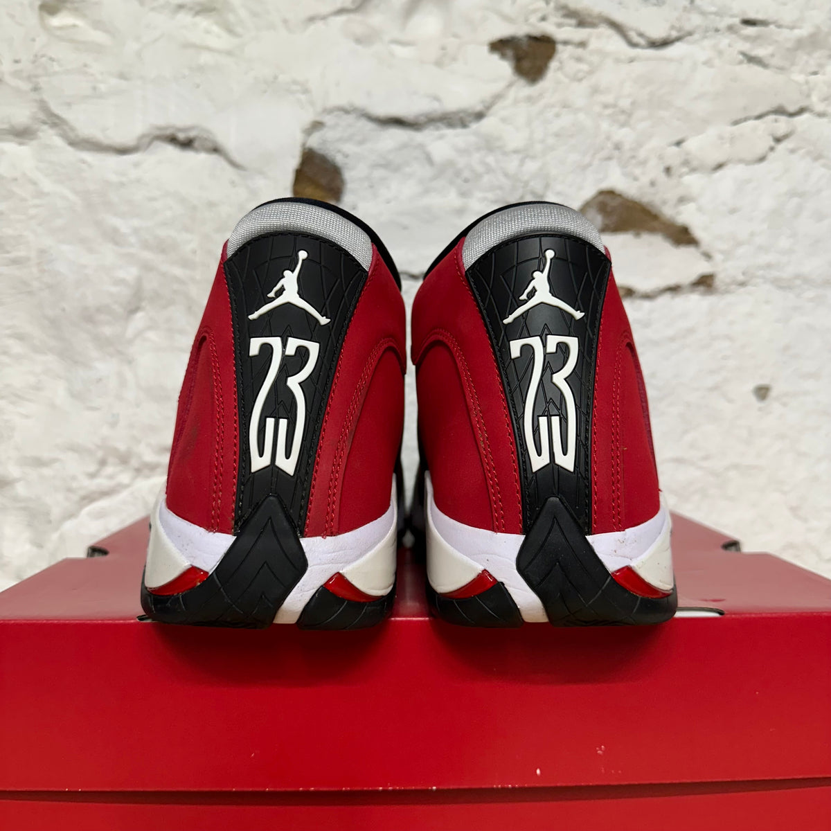 Air Jordan 14 Gym Red Toro Sz 11.5
