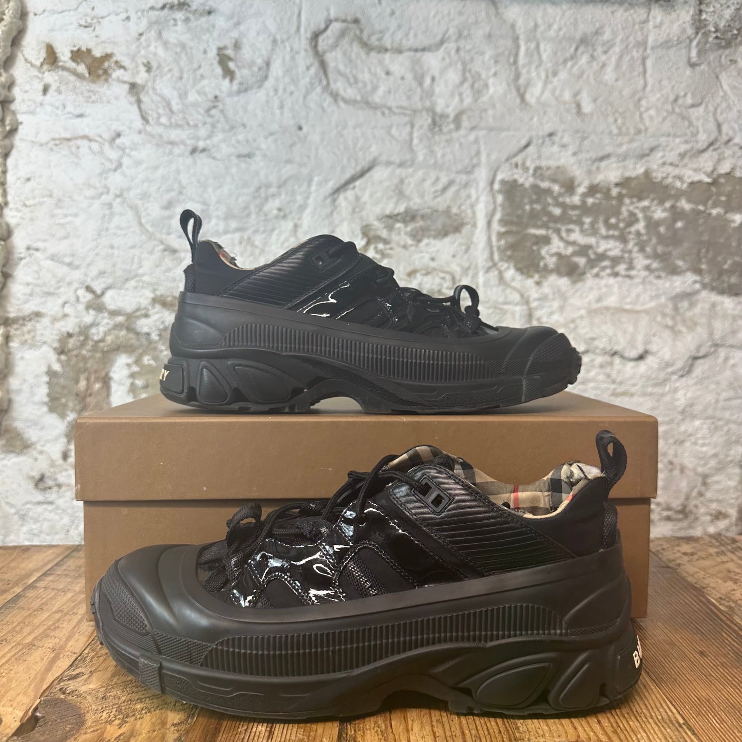 Burberry Arthur Triple Black Sneaker Sz 9 (42)
