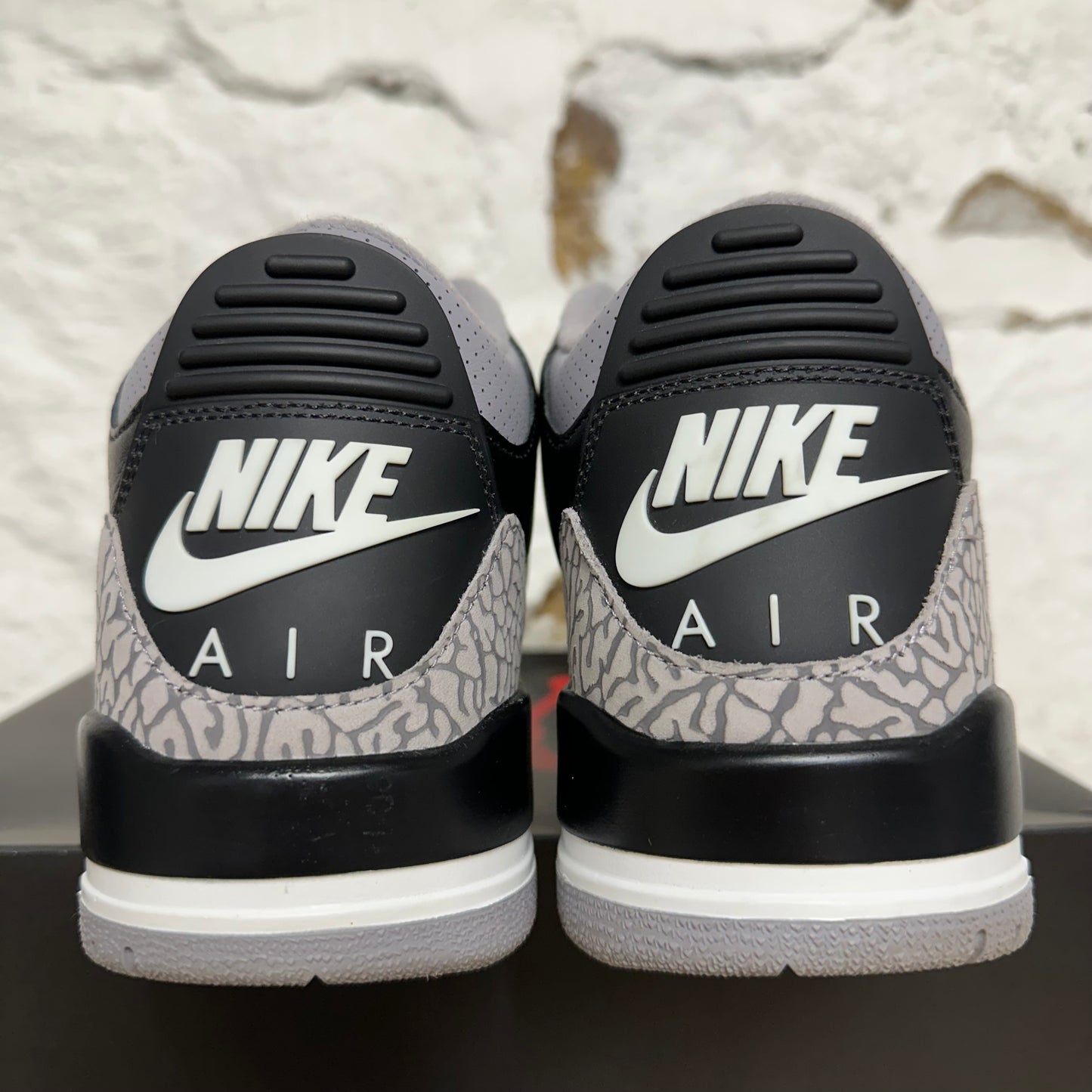 Air Jordan 3 Black Cement (2024) Sz 9