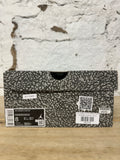 Air Jordan 3 Pine Green Sz 8