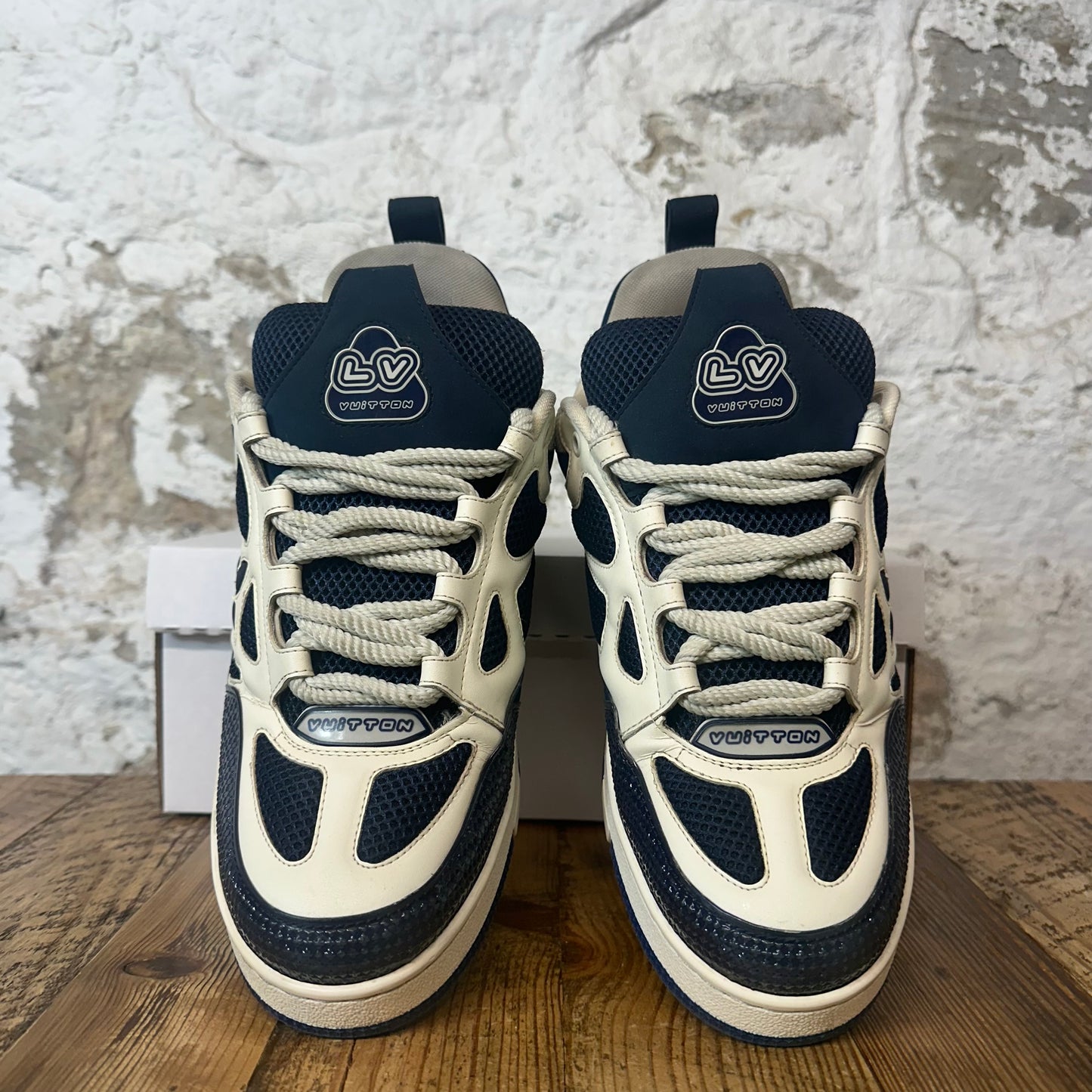 Louis Vuitton Navy White Skate Sneaker Sz 9.5 (8LV)