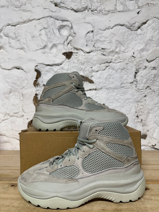 Yeezy DSRT Boot Salt Sz 8.5