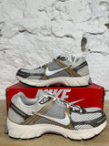 Nike Zoom Vomero 5 Platinum Tint Metallic Gold Sz 11