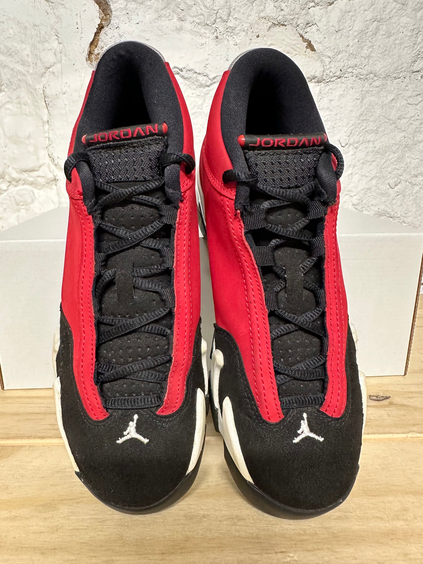 Air Jordan 14 Gym Red Sz 5.5Y