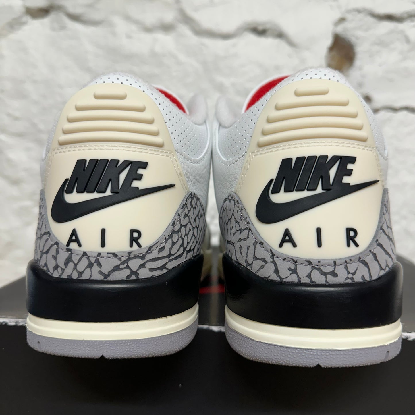 Air Jordan 3 White Cement Reimagined Sz 10.5 DS