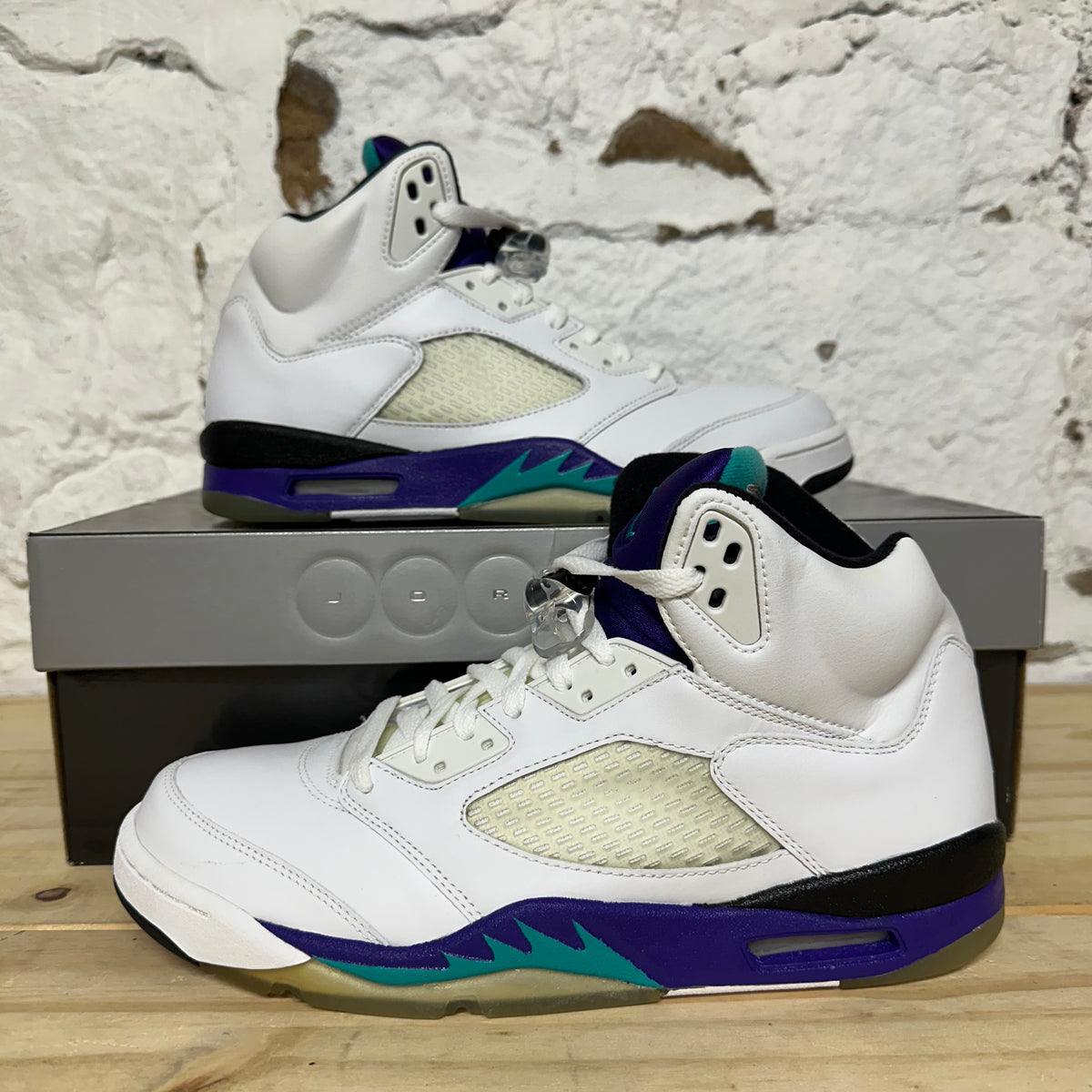 Air Jordan 5 Grape (2006) Sz 10 DS