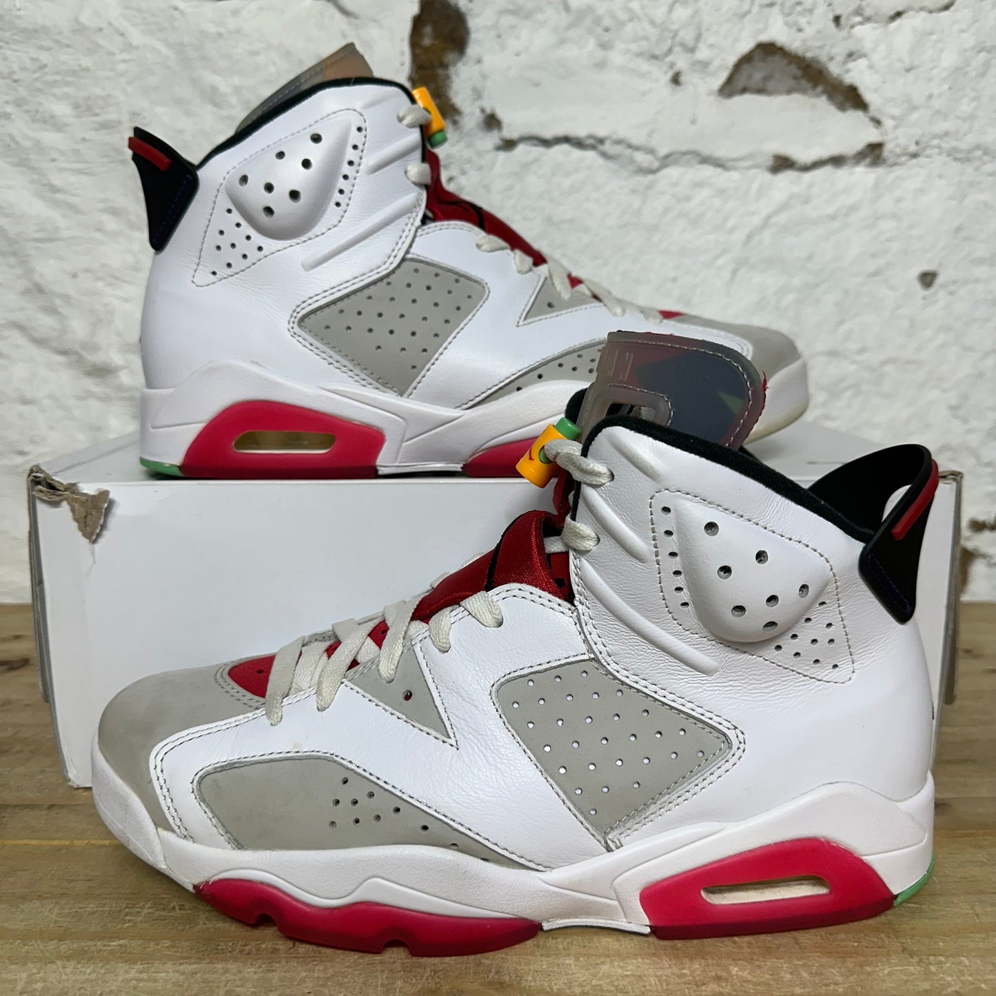 Air Jordan 6 Hare Sz 9
