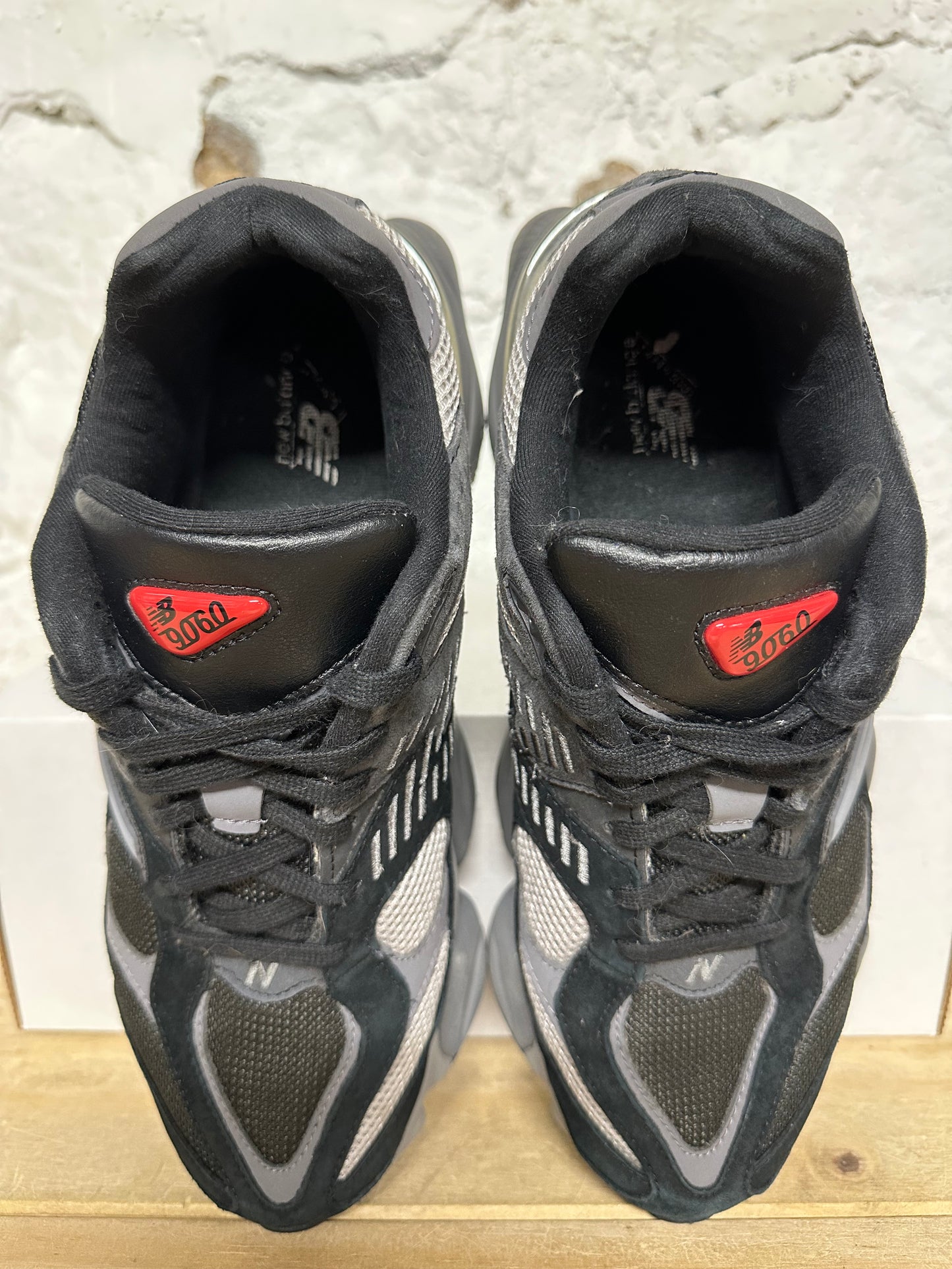 New Balance 9060 Shadow Sz 9