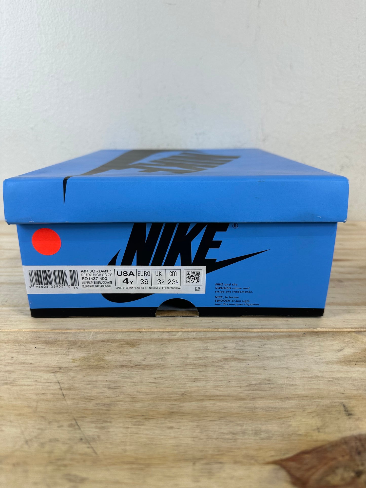 Air Jordan 1 High UNC Toe Sz 4Y DS