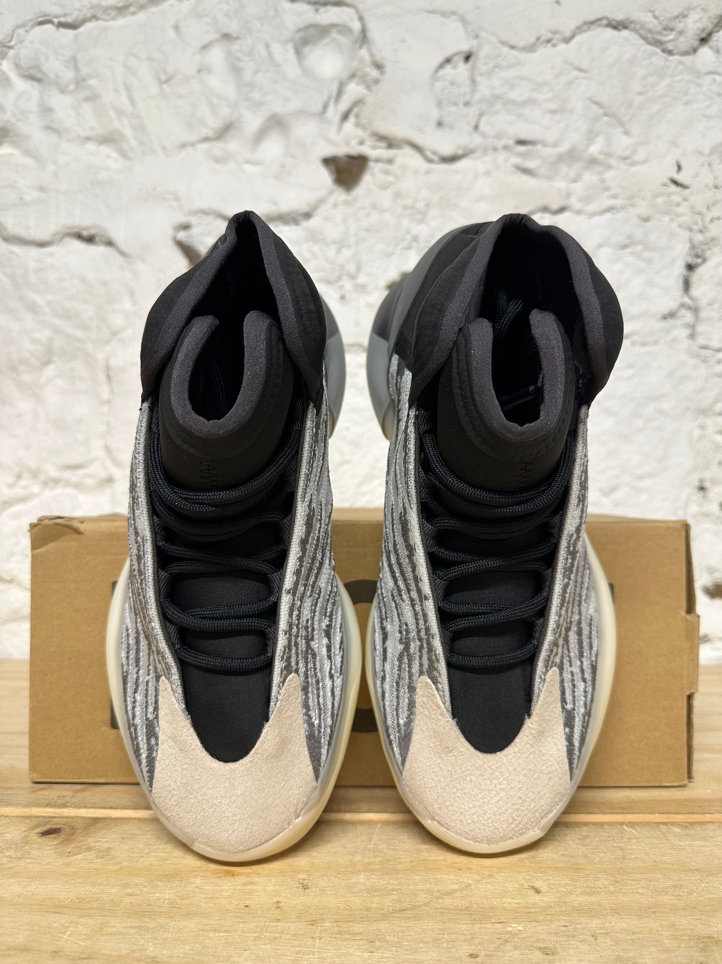 Yeezy QNTM Sz 7