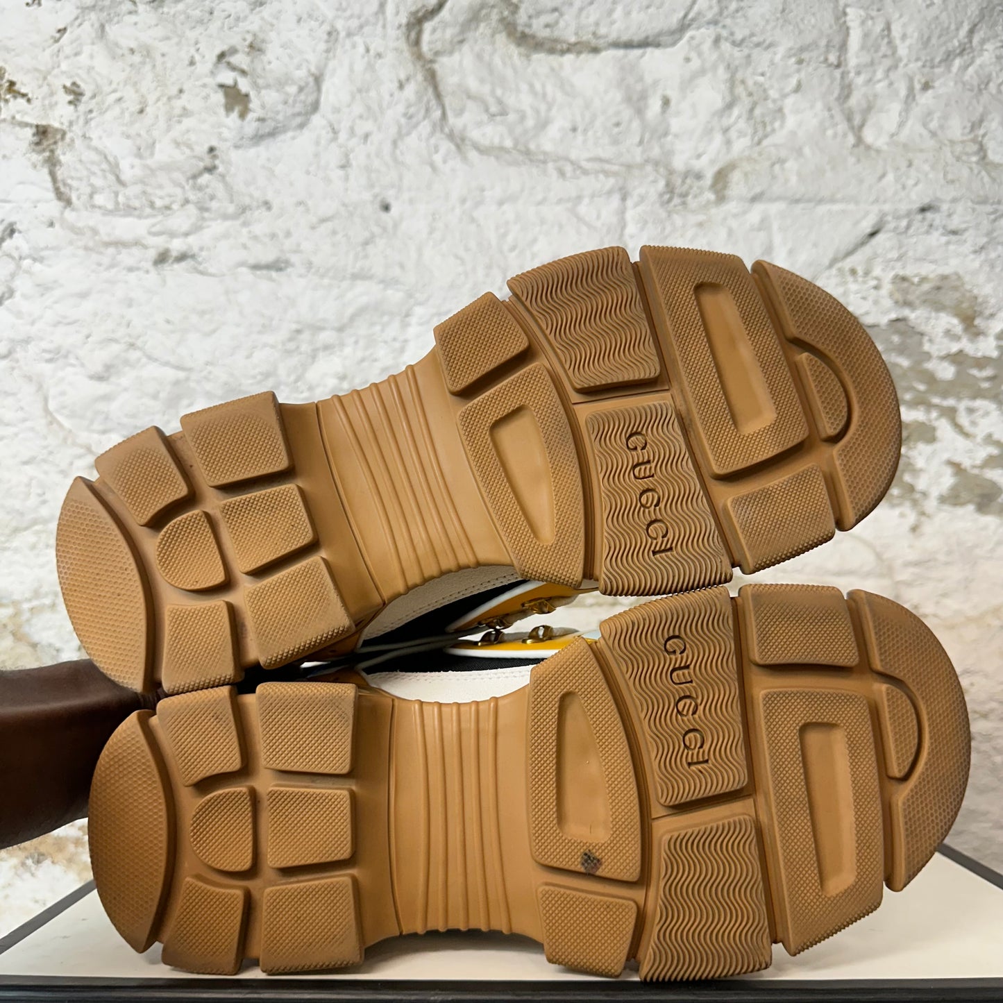 Gucci Flashtrek Yellow Black Brown Sneaker Sz 8.5