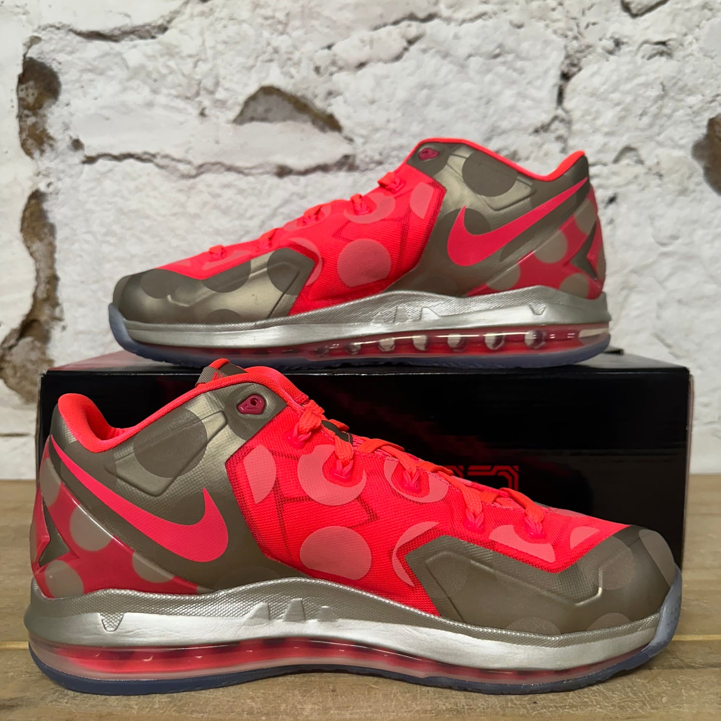 Nike LeBron 11 Low Maison Polka Dots Sz 10 DS
