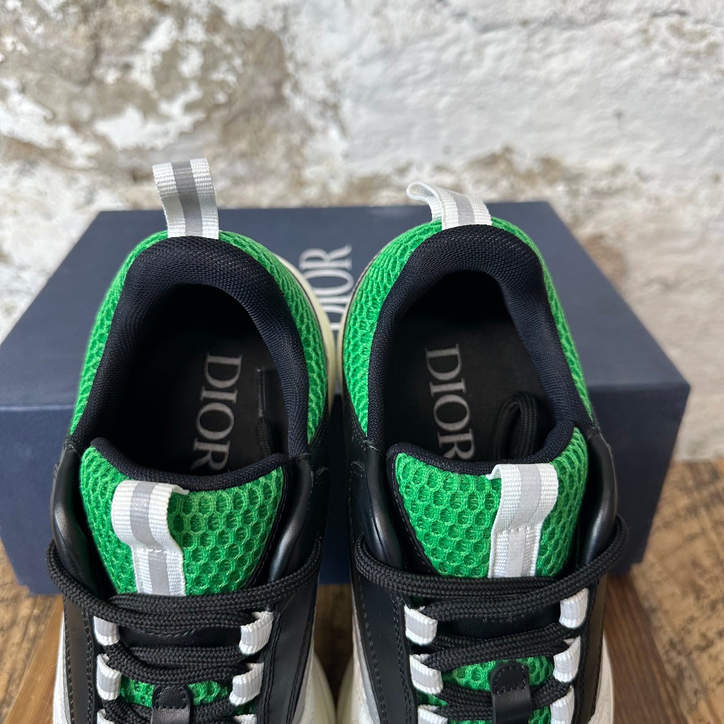 Dior B22 Green Black White Sneaker Sz 7 (40)