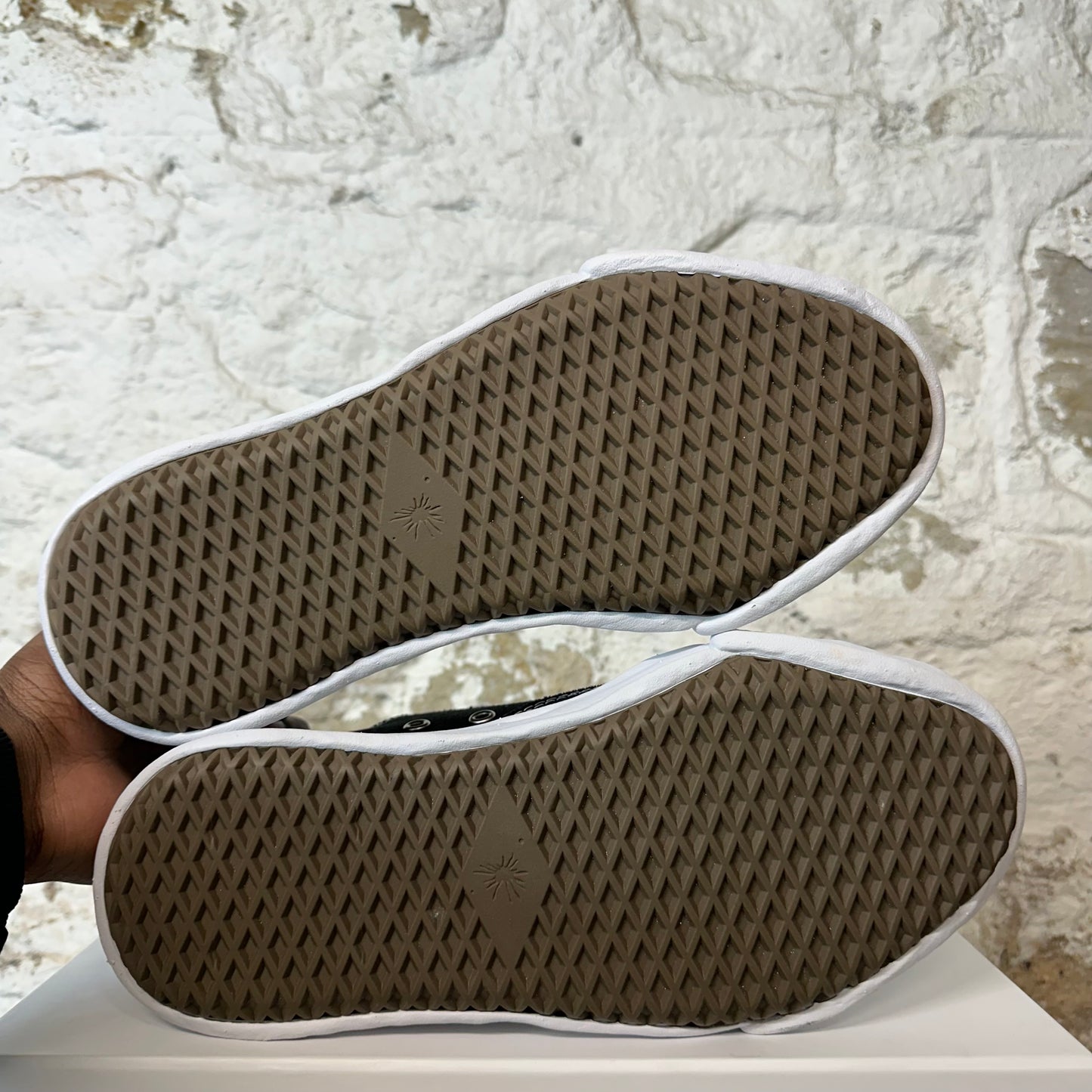 Maison Mihara Black White Peterson Sneaker Sz 9 (42)