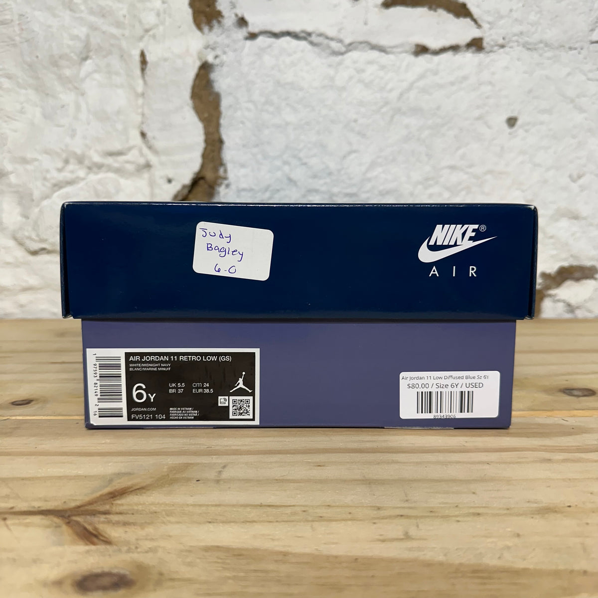 Air Jordan 11 Low Diffused Blue Sz 6Y