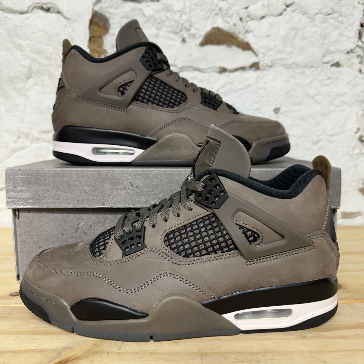 Air Jordan 4 Cave Stone Sz 10