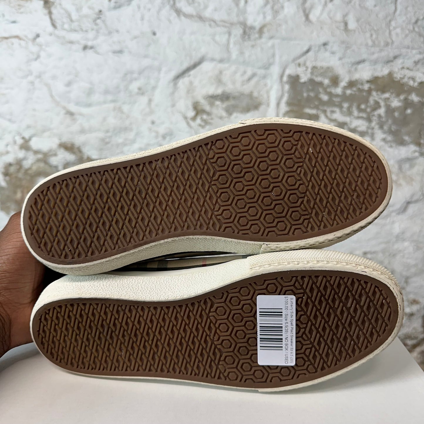 Burberry Side Spell Plaid Sneaker Sz 6.5 (39)