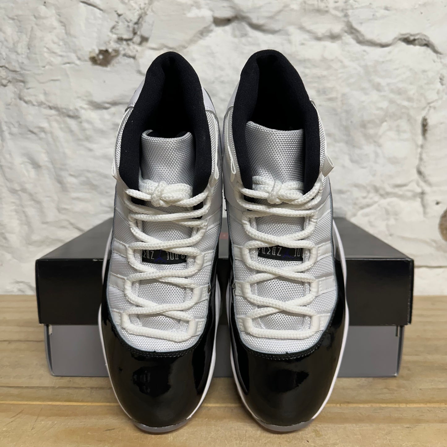 Air Jordan 11 High Concord (2018) Sz 9.5 DS